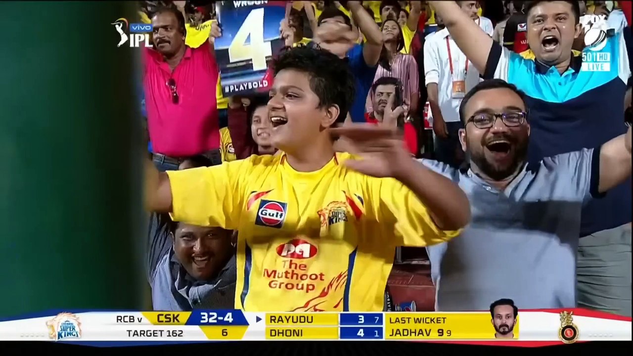 MS Dhoni Stuns RCB with a magnificent 84 IPL 2019