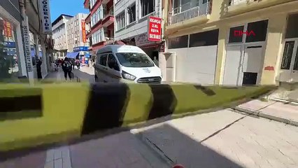 16 yaşındaki çocuk sokak ortasında kuzenini vurdu