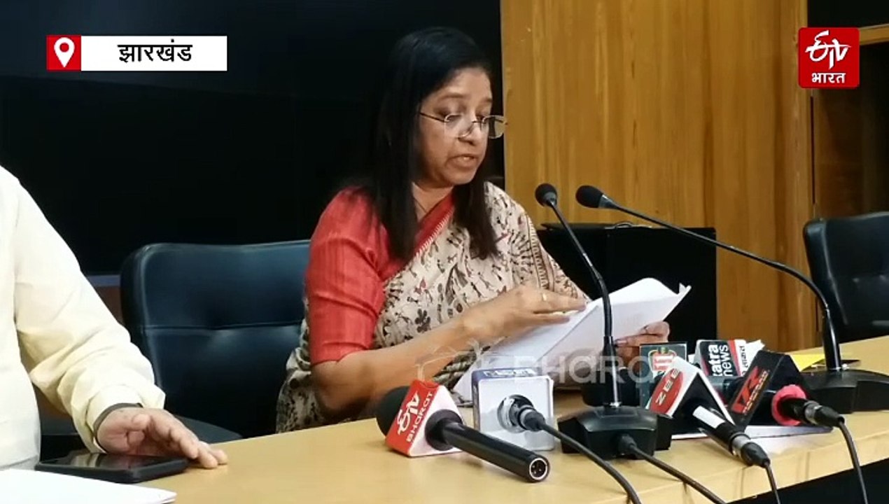 झारखंड कैबिनेट की बैठक में 17 प्रस्तावों की मंजूरी, एक बार फिर निजी हाथों में होगी शराब की खुदरा बिक्री