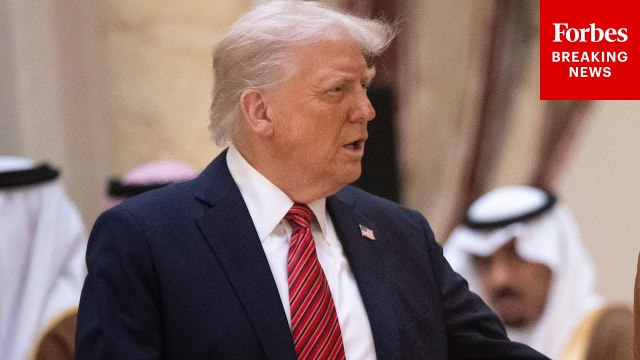 Trump Discusses Ongoing Negotiations With Iran At State Dinner In Qatar