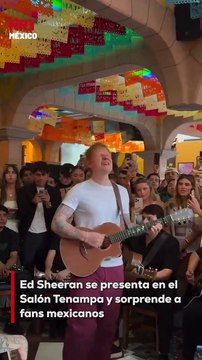 🎸😱 ¡Nadie lo vio venir! Ed Sheeran apareció de sorpresa en el Salón Tenampa de Plaza Garibaldi y dio un show íntimo que dejó a todos con la boca abierta. ¿Te imaginas estar tomando un tequila y que cante Perfect en vivo?