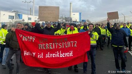 Ford Cologne strike over job cuts