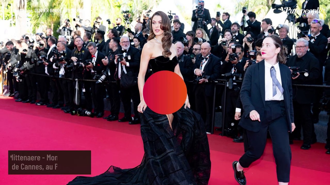 Iris Mittenaere et Antoine Dupont à Cannes : Montée des marches pour les deux stars très assorties !