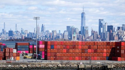 الاتحاد الأوروبي يدرس موقف ترامب من الرسوم الجمركية