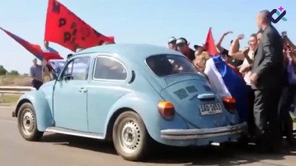 El anciano de reflexivos mensajes que atesora una gran historia de vida