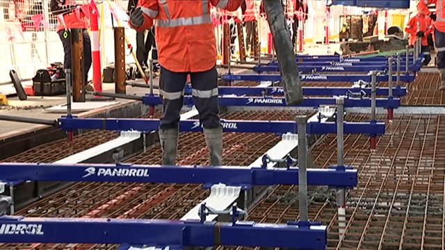 Businesses take Transport NSW to High Court over light rail build