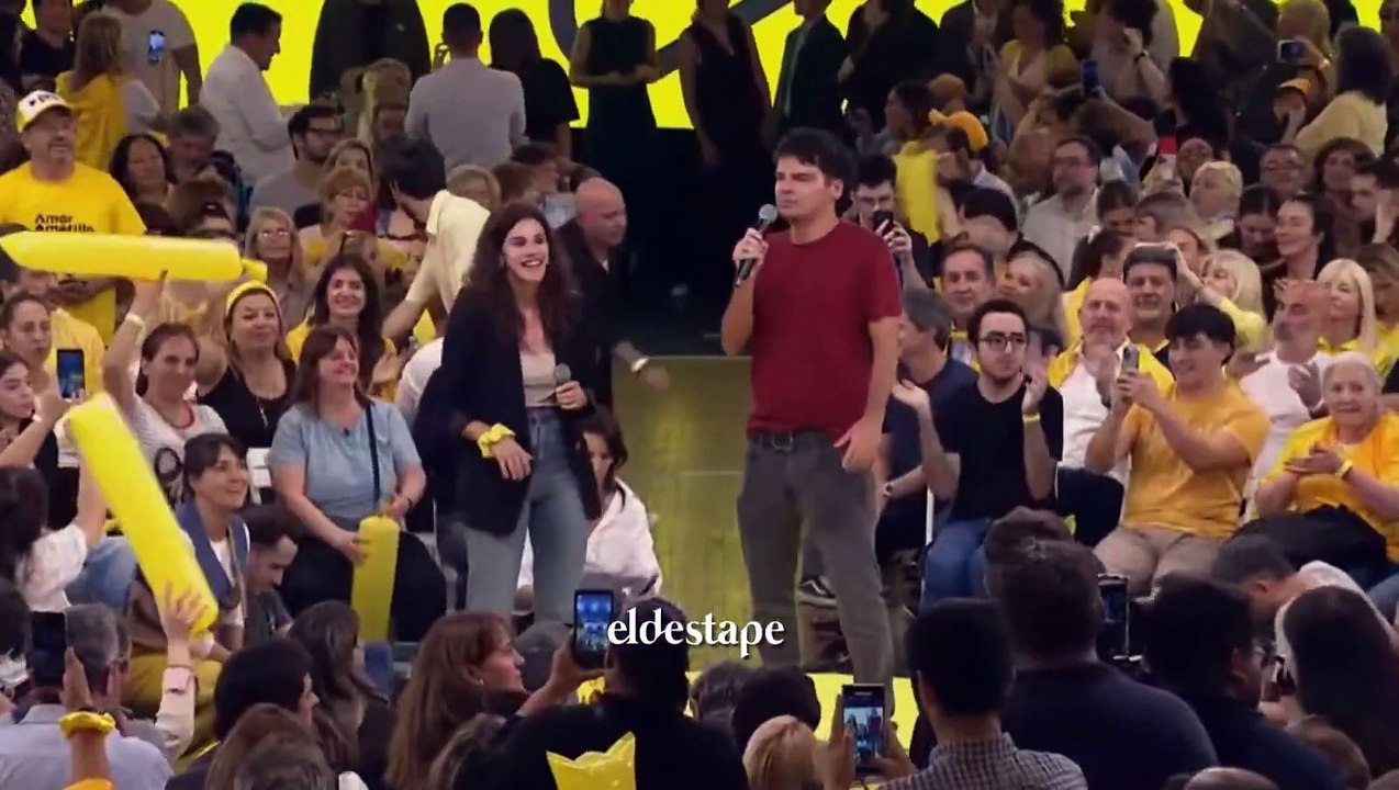 "Viene nuestro Macri negro", "nuestro black Macri", dijeron los presentadores