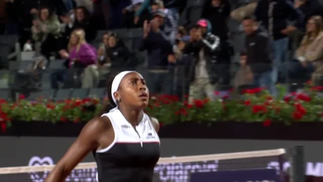 Rome - Gauff écarte Zheng après une rude bataille et affrontera Paolini en finale