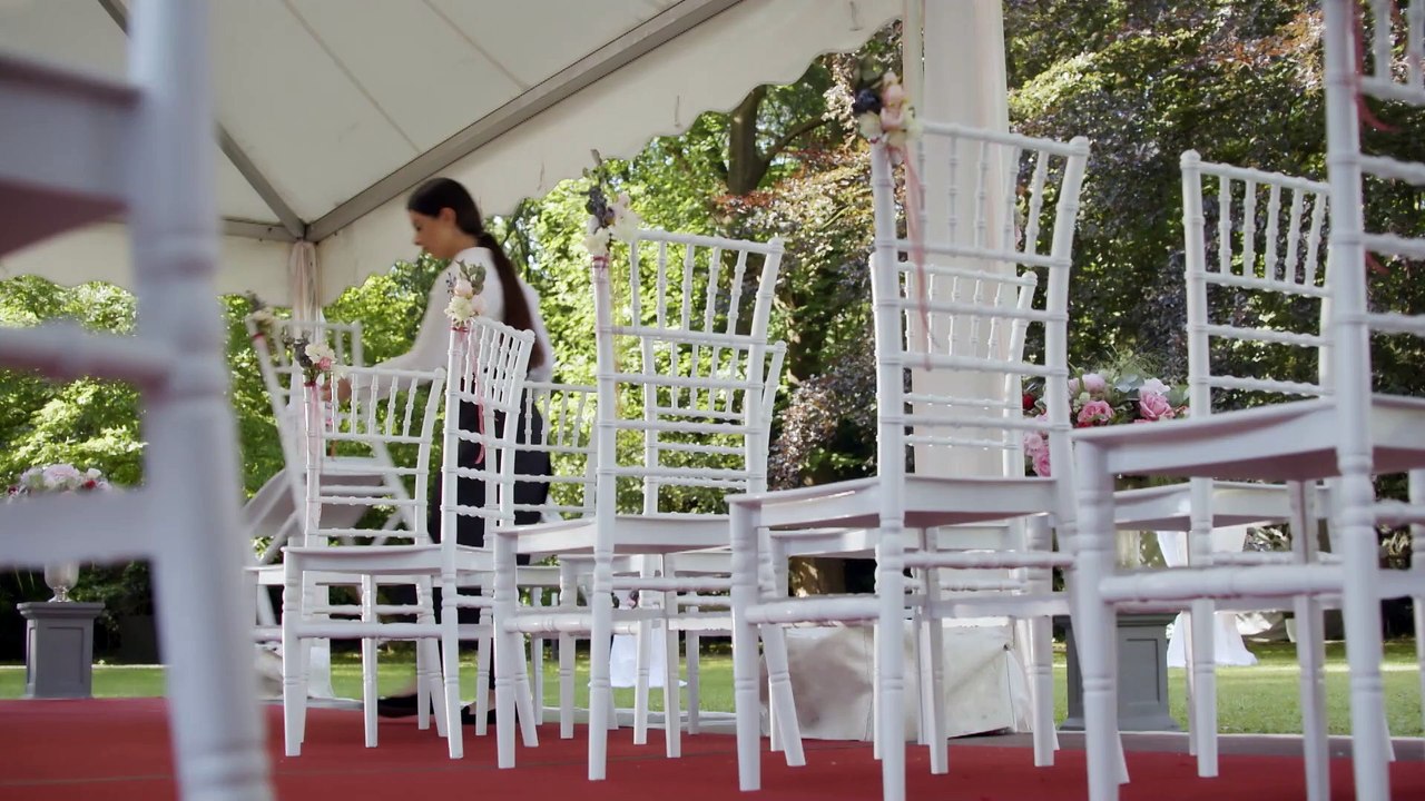 Le rocher d'Acapulco | show | 1996 | Official Trailer