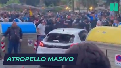 Las impactantes imágenes del atropello masivo antes del derbi entre el Espanyol y el Barça