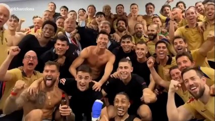 Así celebraron en el vestuario los jugadores del Barça el título de Liga con Laporta
