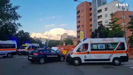 Milano, incidente tra uno scooter e un furgone: morta una 37enne