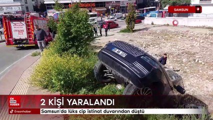 Samsun'da lüks cip istinat duvarından düştü