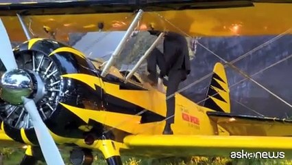 Tom Cruise, show aereo alla prima di "Mission Impossible 8" a Londra