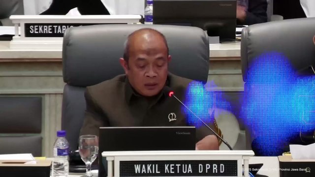 Detik-Detik Anggota Fraksi PDIP Walk Out saat Rapat DPRD Jabar, Minta Klarifikasi Dedi Mulyadi