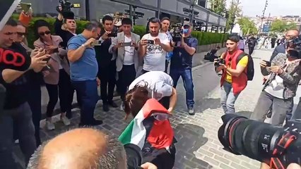 Dolmabahçe'de Filistin protestosu; 3 kişi gözaltına alındı!