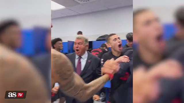 LAPORTA GOES WILD in BARÇA LOCKER ROOM after LA LIGA TRIUMPH