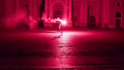 Bressanone, la performance di Stefano Cagol con un robot umanoide