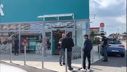 Rapina a mano armata al Tigotà di Paese