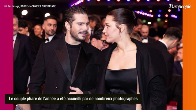Adèle Exarchopoulos et François Civil : les amoureux débarquent à Cannes stylés et détendus, une apparition remarquée !