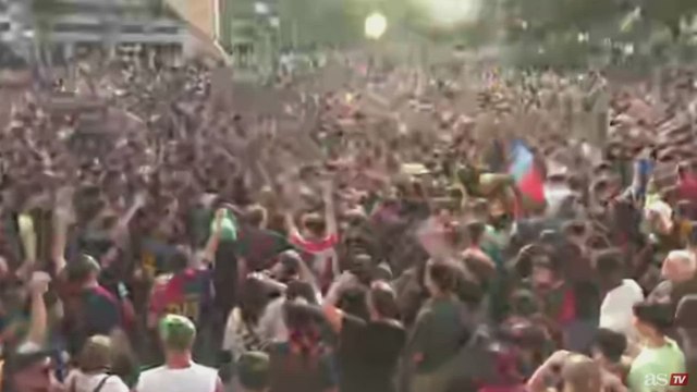 Vergonzosos cánticos contra Asencio de la afición azulgrana