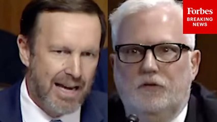 'What's Not Okay?': Chris Murphy Won't Let Up On State Department Nom About Qatar Plane Gift, Business Dealings