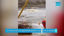 En Plaza Italia, el agua brotó desde el suelo tras la tormenta