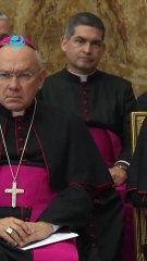 León XIV insiste en su compromiso social ante embajadores extranjeros