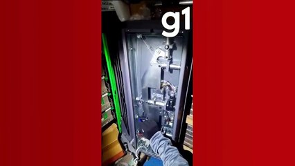 Veja como criminosos furtaram R$ 300 mil de caixa eletrônico