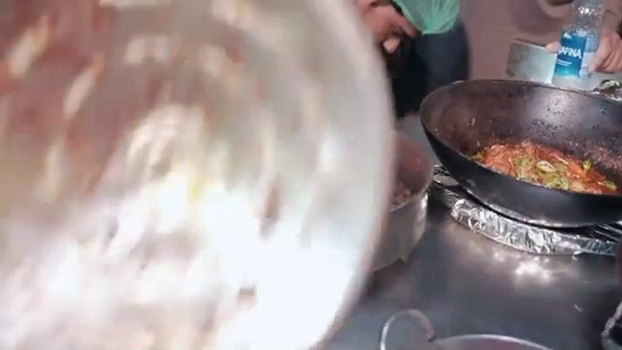 Best Handi in Karachi  Balochi Tikka & Viral Patakha Platter  Pakistani Street Food