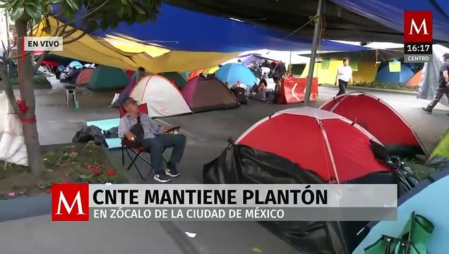 CNTE mantiene plantón en el Zócalo de la Ciudad de México