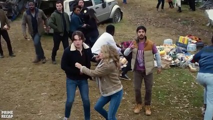 PREHISTORIC HOLE OPENS UP in the middle of the city and BRINGS EXTINCT ANIMALS BACK