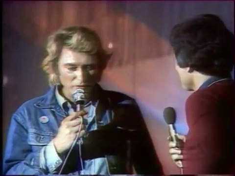 Johnny Hallyday – Qu’est-ce qu’elle fait (Live TF1 – Les Rendez-vous du Dimanche – 22 Juin 1980)