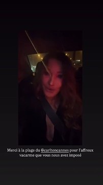 Carla Bruni, Instagram