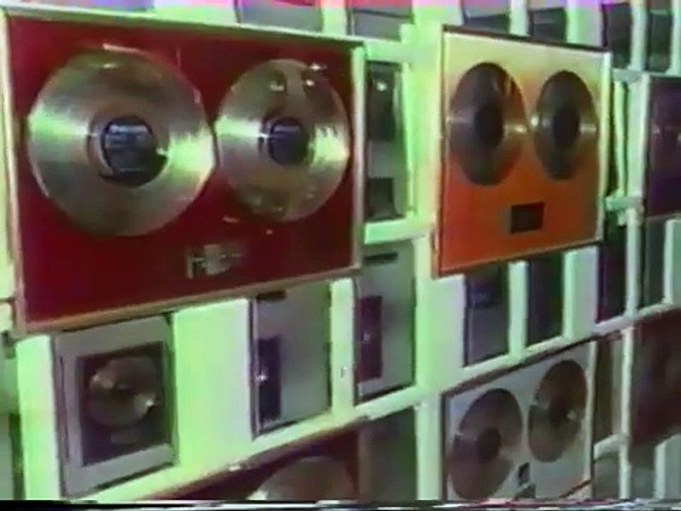 Johnny Hallyday – Interview & Bande-Annonce « Formule 1+1 » (TF1, 14 Mai 1982)