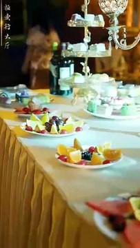 She’s a fallen adopted daughter, he’s a wealthy heir—seemingly worlds apart, but behind closed doors, he’s helplessly drawn into her tender trap.