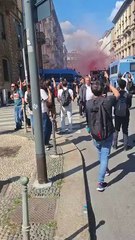 Corteo anti remigration summit: Black bloc in testa, lancio di petardi