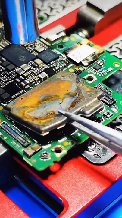 Repair Phone Water Damage_ Repair Phone Machine