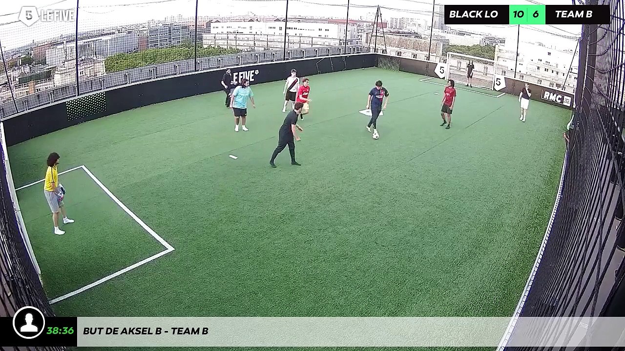 But de Aksel B - Team B