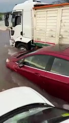 Graves inundaciones y miles de evacuados en diversos municipios de Buenos Aires