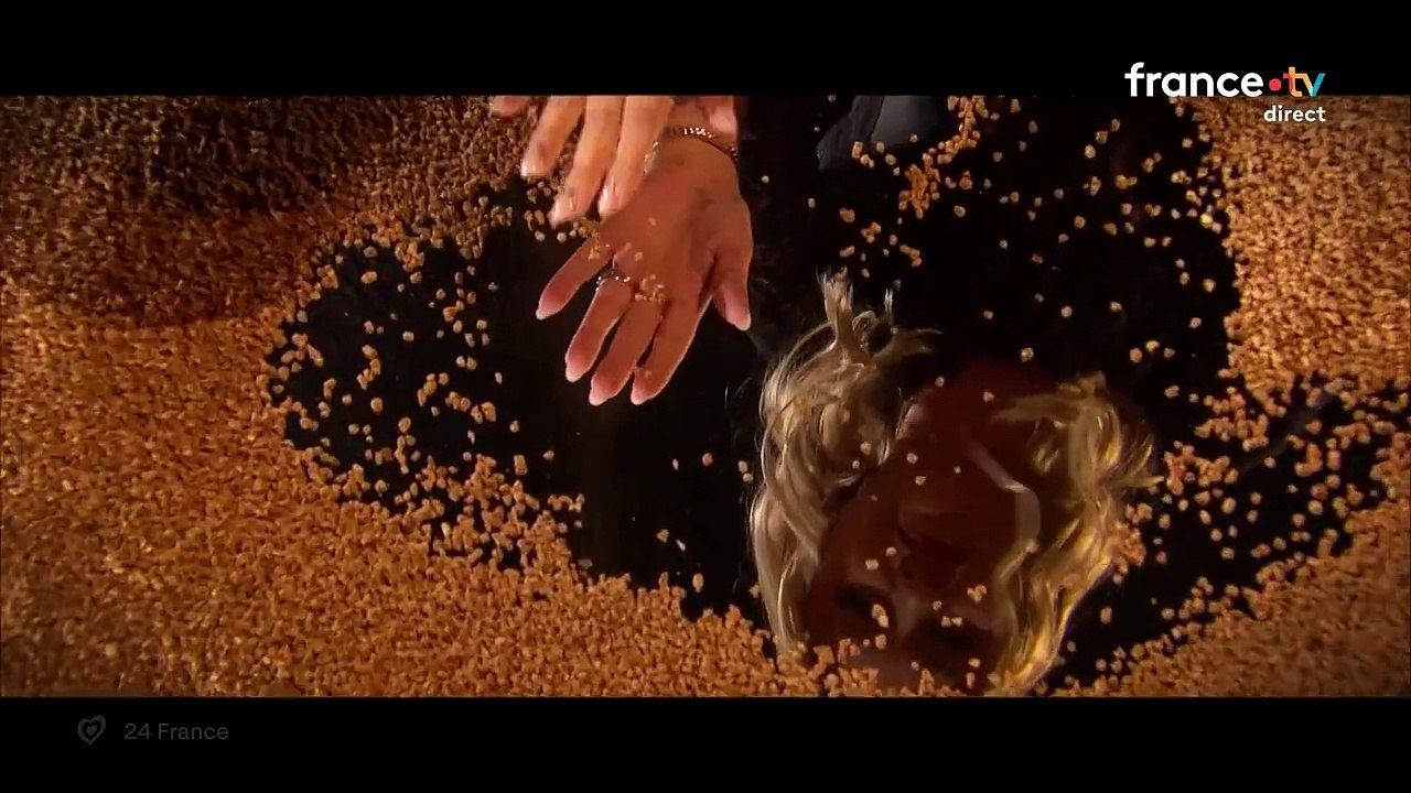 Eurovision : Louane - maman (France)