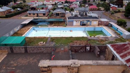 Oatlands Gaol's colonial-era solitary cells unearthed below old pool
