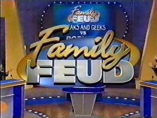 Freaks and Geeks vs. Popular, 2/00