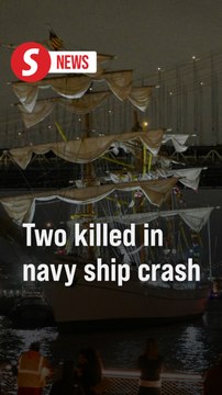 Mexican Navy tall ship crashes into Brooklyn Bridge, killing two