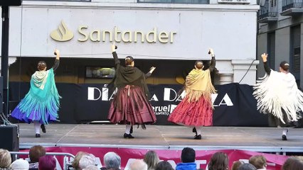 AMIGOS DE LA JOTA DANCE FITNESS MUDEJAR Y LECTURA MANIFIESTO