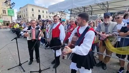 Cavalcata sarda 2025, il gruppo Figulinas di Florinas fa il pieno di applausi