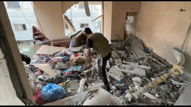 Gaza, macerie e morti dopo attacchi a Zawayda e Deir el-Balah