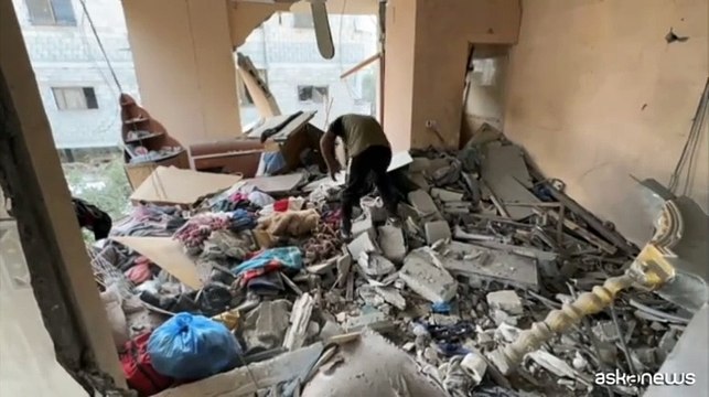Gaza, macerie e morti dopo attacchi a Zawayda e Deir el-Balah