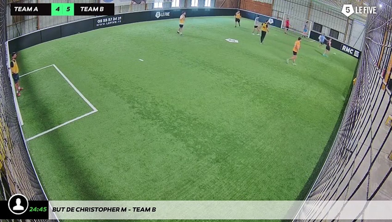 But de Christopher M - Team B