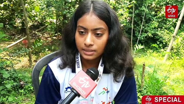 টালির ঘরে 'সাঁতরাচ্ছে' অলিম্পিক্স জয়ের স্বপ্ন, চা-দোকানীর মেয়ে এখন সিমলাগড়ের গর্ব